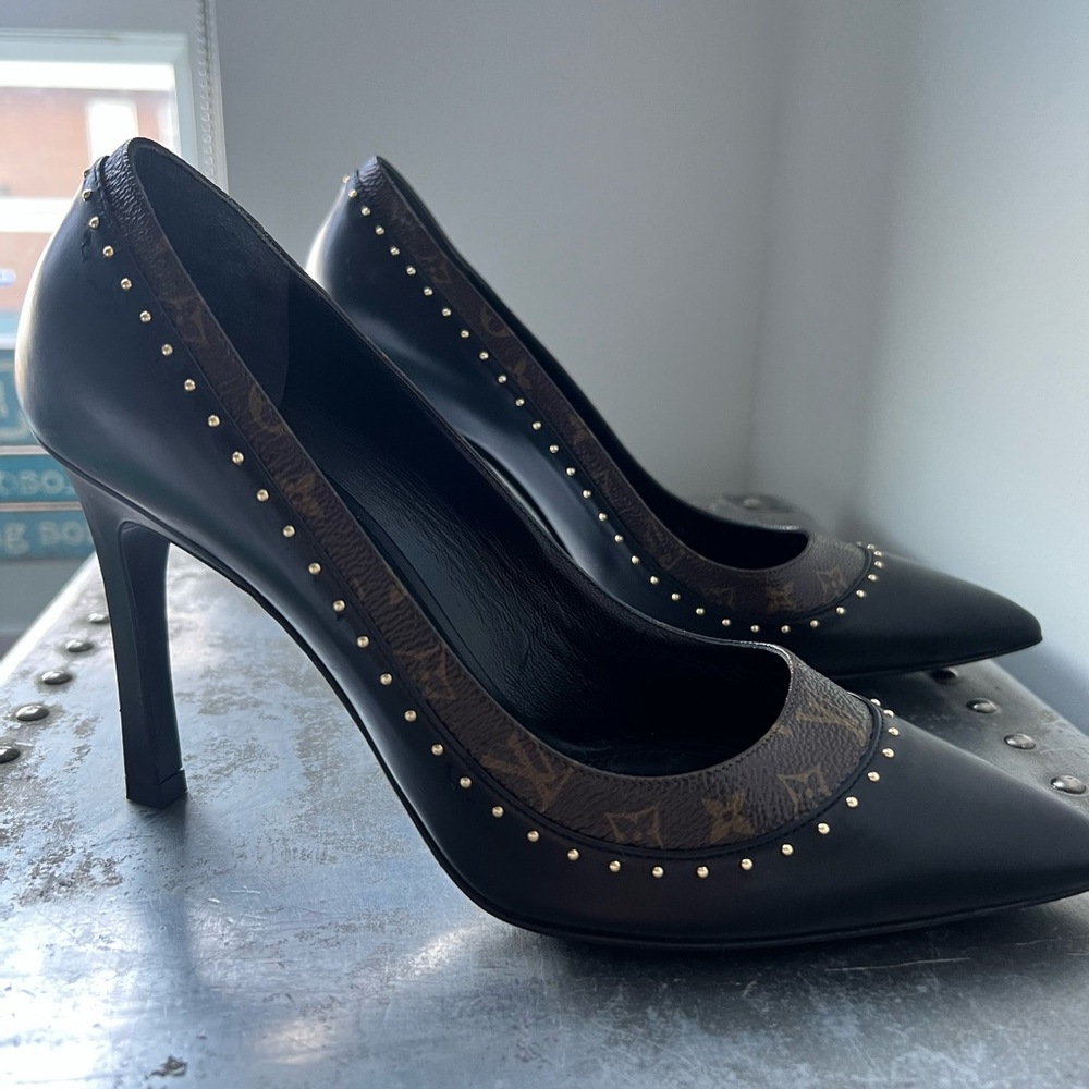 Louis Vuitton Black and Brown Studded Stiletto Heels